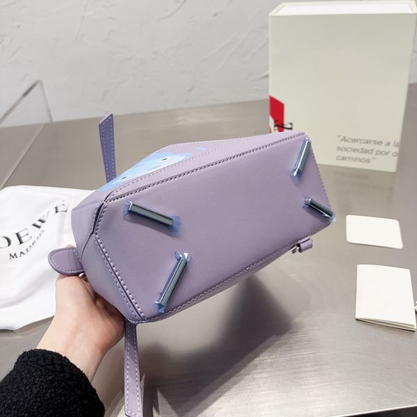 handbag lowe puzzle designer bag women single shoulder luxury fashion bags leather flame portable diagonal cross bags woman tote lady handba
handbag lowe puzzle designer bag women single shoulder luxury fashion bags leather flame portable diagonal cross bags woman tote lady handba
