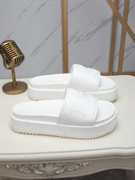 2023 luxury slides shoes slippers summer sandals beach slide flat designer ggity classic checkered pattern print sneakers gg1a, Black
2023 luxury slides shoes slippers summer sandals beach slide flat designer ggity classic checkered pattern print sneakers gg1a, Black