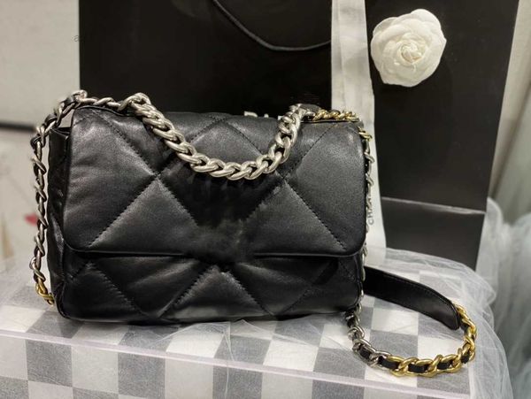 fashion cc bag clamshell design 2023 winter women's shoulder luxury tote leather designer crossbody chain purse black
fashion cc bag clamshell design 2023 winter women's shoulder luxury tote leather designer crossbody chain purse black