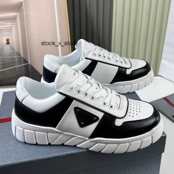 man sneakers casual versatile black white lace up square sole shoe side triangle fashion luxury designer mens sneakers
man sneakers casual versatile black white lace up square sole shoe side triangle fashion luxury designer mens sneakers
