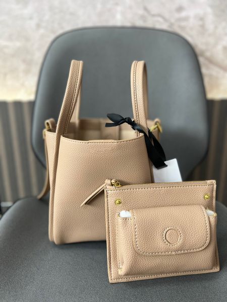 7a fashion handbag songmon totes women's vegetable basket crossbody large capacity buckle opening luxury designer picnic bag
7a fashion handbag songmon totes women's vegetable basket crossbody large capacity buckle opening luxury designer picnic bag