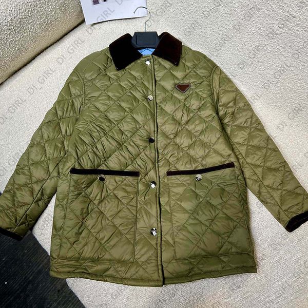 Women Jackets Winter Classic Plaid Cotton Puffy Short Jacket Designer Lady Slim Long Sleeves Parka Coat di_girl Di_girl, Green shortjacket
Women Jackets Winter Classic Plaid Cotton Puffy Short Jacket Designer Lady Slim Long Sleeves Parka Coat di_girl Di_girl, Green shortjacket