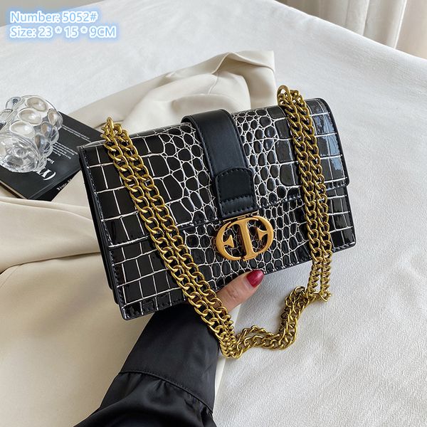 factory wholesale ladies shoulder bags 7 colors flip embossed retro handbag street popular crocodile chain bag wear-resistant solid color le
factory wholesale ladies shoulder bags 7 colors flip embossed retro handbag street popular crocodile chain bag wear-resistant solid color le