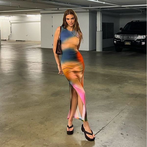 casual dresses women's street style dresses european fashion design o-neck sleeveless tie-dying gradient color bodycon tunic vent jag, Black;gray
casual dresses women's street style dresses european fashion design o-neck sleeveless tie-dying gradient color bodycon tunic vent jag, Black;gray
