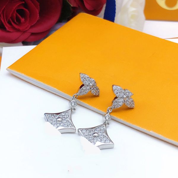 charm stud earrings designer for womens luxury jewlery 4leaf grass letter v diamond stud 18k gold silver earring l ouis v uit tons send orig, Golden
charm stud earrings designer for womens luxury jewlery 4leaf grass letter v diamond stud 18k gold silver earring l ouis v uit tons send orig, Golden