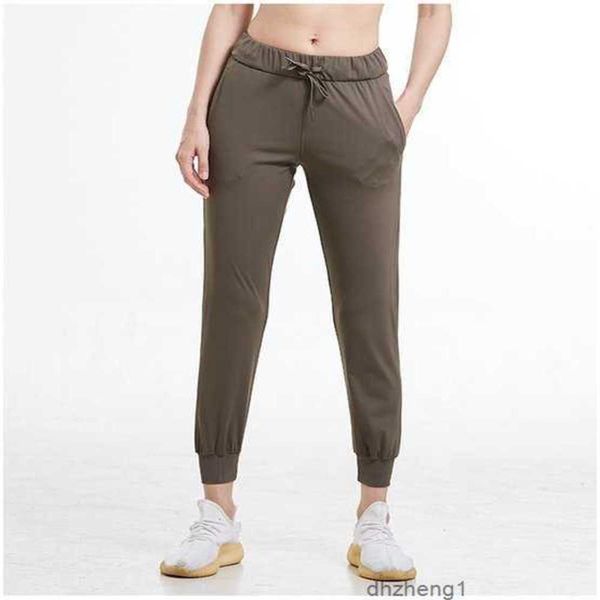 & capris high waist yoga sport women quick dry women's drawstring sportswear woman gym sports casual loose fitness running pantsifck, Black;white
& capris high waist yoga sport women quick dry women's drawstring sportswear woman gym sports casual loose fitness running pantsifck, Black;white