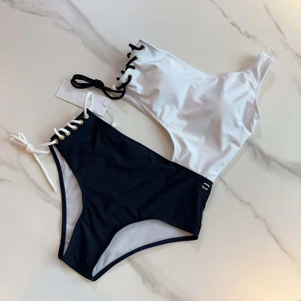 designer luxury classic letter velvet swimwears set textile designer ladies sling bikini printed bathing suit outdoor summer beach swimming, White;black
designer luxury classic letter velvet swimwears set textile designer ladies sling bikini printed bathing suit outdoor summer beach swimming, White;black