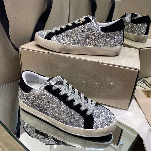 designer luxury brand golden men's and women's sports casual new shoes 35-46 various types of colors white pentagram
designer luxury brand golden men's and women's sports casual new shoes 35-46 various types of colors white pentagram