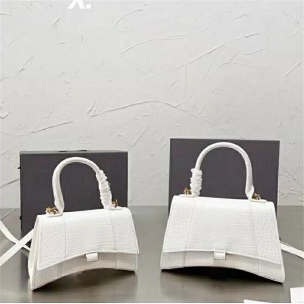 2023 fashion women handbag luxury designer bags white black leather embroiderytoy dhgates 140 shoulder large capacity bucket bag crossbody p
2023 fashion women handbag luxury designer bags white black leather embroiderytoy dhgates 140 shoulder large capacity bucket bag crossbody p