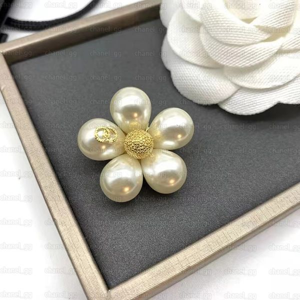 ch womens brooch crystal brand jewelry diamonds vintage luxury advanced retro brooches for designer pins exquisite gift official reproductio, Gray
ch womens brooch crystal brand jewelry diamonds vintage luxury advanced retro brooches for designer pins exquisite gift official reproductio, Gray