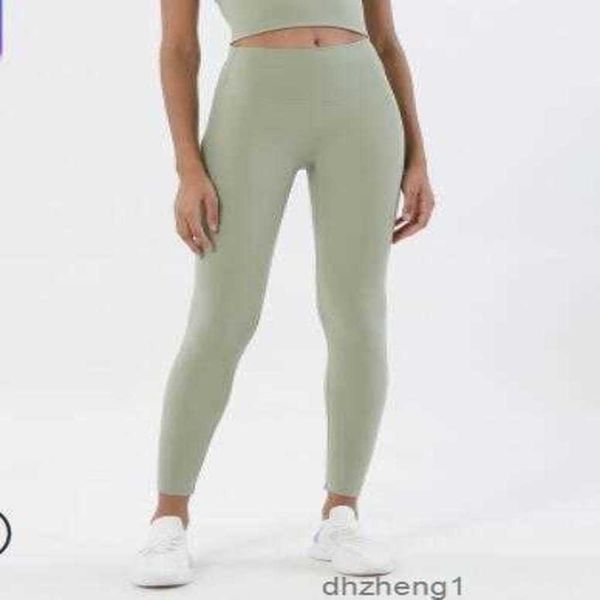 women's & capris yoga pants legging running fitness gym clothes women leggins seamless workout leggings nude high waist tights exercise, Black;white
women's & capris yoga pants legging running fitness gym clothes women leggins seamless workout leggings nude high waist tights exercise, Black;white