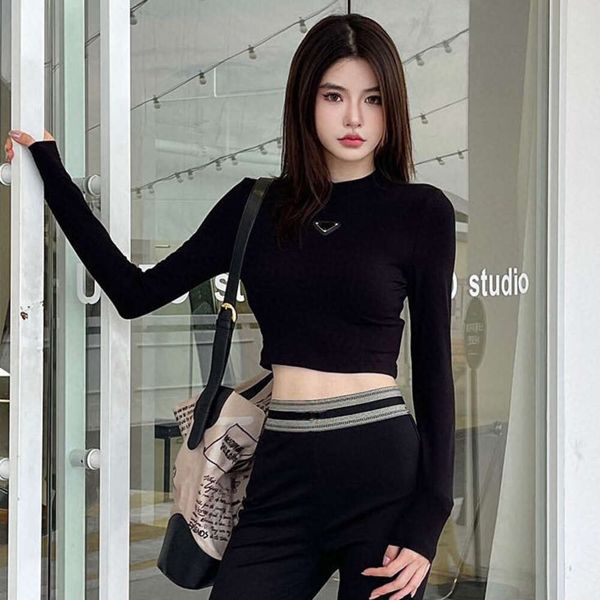 Autumn New T-shirt Women Fashion Classic Triangle Decor O-Neck Slim Fit Long Sleeve Off Waist Short Versatile Underlay Shirt, Black
Autumn New T-shirt Women Fashion Classic Triangle Decor O-Neck Slim Fit Long Sleeve Off Waist Short Versatile Underlay Shirt, Black