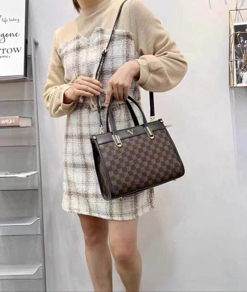 women handbags luxurys shoulder bag designers crossbody handbags womens purses shopping totes bag carryall 2023 new 0910
women handbags luxurys shoulder bag designers crossbody handbags womens purses shopping totes bag carryall 2023 new 0910