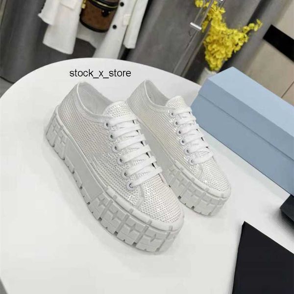 thick bottom platform shoes high solid lace up sneakers for women outdoor sport tenis luxury brand simple canvas shoe, Black
thick bottom platform shoes high solid lace up sneakers for women outdoor sport tenis luxury brand simple canvas shoe, Black
