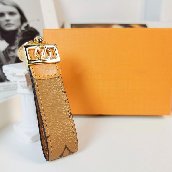 designer key chain for mens luxury gold-plated bag lanyard pendant diamond pendant car key pendant pu self protection lady key pendant, Silver
designer key chain for mens luxury gold-plated bag lanyard pendant diamond pendant car key pendant pu self protection lady key pendant, Silver