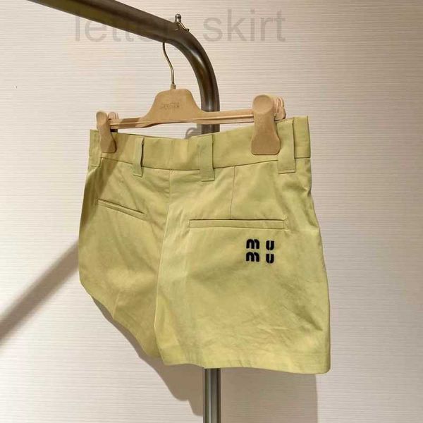 women's shorts designer the correct version of nanyou logo card its color shorts miao 2023 spring and summer letter embroidery overalls, White;black
women's shorts designer the correct version of nanyou logo card its color shorts miao 2023 spring and summer letter embroidery overalls, White;black
