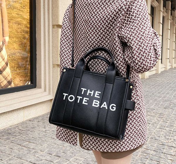 famous designer the tote bag fashion luxury women crossbody purse multi pochette handbags pu leather purses shoulder casual square handbag 4
famous designer the tote bag fashion luxury women crossbody purse multi pochette handbags pu leather purses shoulder casual square handbag 4