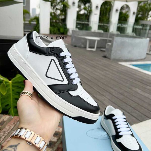 designer womens casual shoes sports leather lace up splicing round head luxury high-end thick bottom running fashion non slip mens and women, Black
designer womens casual shoes sports leather lace up splicing round head luxury high-end thick bottom running fashion non slip mens and women, Black