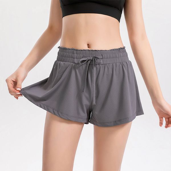 ll women sports yoga shorts outfits high waist sportswear breathable exercise fitness wear short pants girls running elastic with inner lini
ll women sports yoga shorts outfits high waist sportswear breathable exercise fitness wear short pants girls running elastic with inner lini