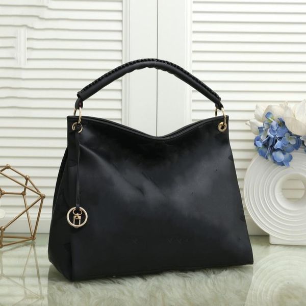luxury designer totes bag 2023 five colors large capacity shopping lady handbags women fashion underarm shopping bags
luxury designer totes bag 2023 five colors large capacity shopping lady handbags women fashion underarm shopping bags