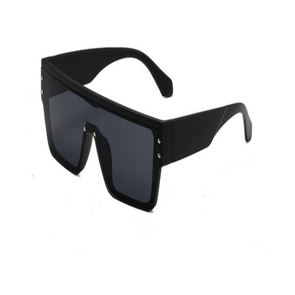 1pcs fashion round sunglasses eyewear sun glasses designer brand black metal frame dark 50mm glass lenses for mens womens better brown cases, White;black
1pcs fashion round sunglasses eyewear sun glasses designer brand black metal frame dark 50mm glass lenses for mens womens better brown cases, White;black