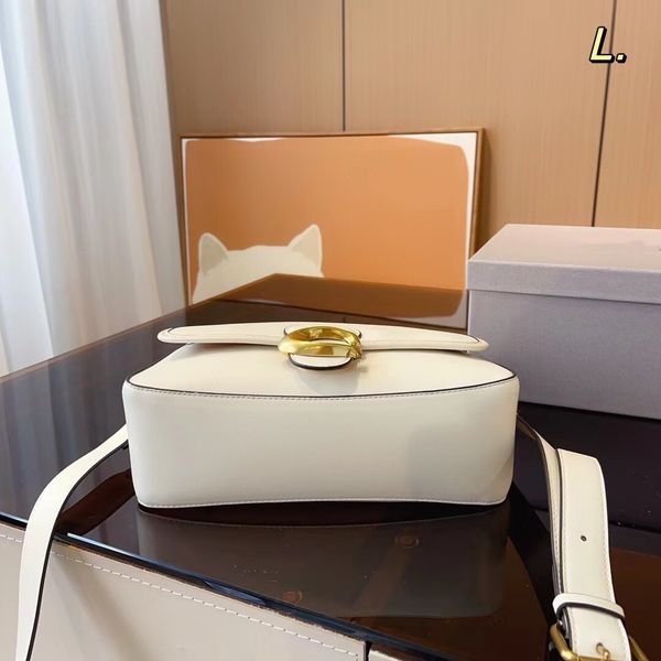 luxury designer bag crossbody tabby shoulder bag for women genuine leather female fashion letters lady cross body bag flap designer bags
luxury designer bag crossbody tabby shoulder bag for women genuine leather female fashion letters lady cross body bag flap designer bags