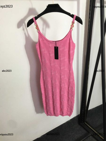 luxury designer women dress metal shoulder buckle strap dress size s-l fashion brands letter jacquard knitted skirt new product, Black;gray
luxury designer women dress metal shoulder buckle strap dress size s-l fashion brands letter jacquard knitted skirt new product, Black;gray