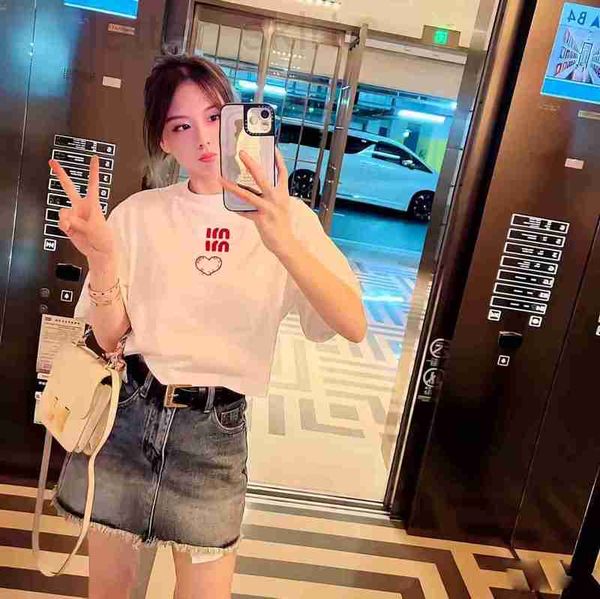 women's hoodies & sweatshirts designer 23 spring/summer love pattern embroidered tassel round neck short t-shirt loose sleeve pullover, Black
women's hoodies & sweatshirts designer 23 spring/summer love pattern embroidered tassel round neck short t-shirt loose sleeve pullover, Black