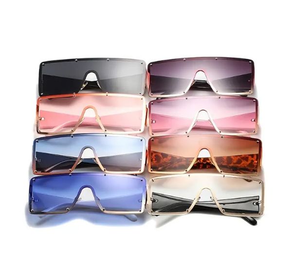women's fashion black sunglasses: make a statement with the latest fashion trends, White;black
women's fashion black sunglasses: make a statement with the latest fashion trends, White;black