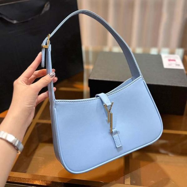 Womens Totes designer Shoulder Bags womens messenger bag leather handbag chain cosmetics messenger shopping shoulder bag wallet designer beach bag underarm bag, #10
Womens Totes designer Shoulder Bags womens messenger bag leather handbag chain cosmetics messenger shopping shoulder bag wallet designer beach bag underarm bag, #10