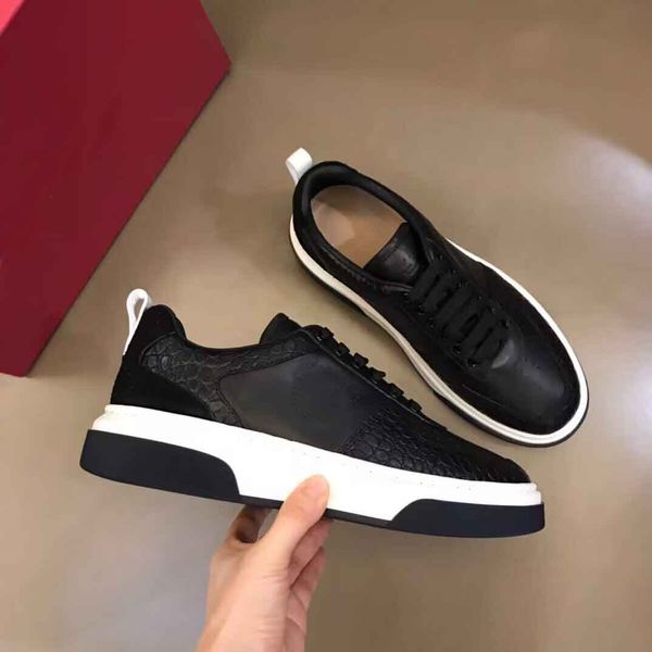 brand 2023 gancini sneakers shoes grained calfskin suede mesh gancio luxury 2023 discount footwear comfort casual outdoor trainer eu38-46, Black
brand 2023 gancini sneakers shoes grained calfskin suede mesh gancio luxury 2023 discount footwear comfort casual outdoor trainer eu38-46, Black