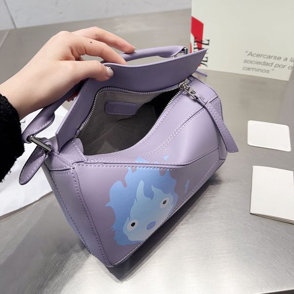 lowe puzzle handbag designer bag women single shoulder luxury fashion bags leather flame portable diagonal cross bags woman tote lady handba
lowe puzzle handbag designer bag women single shoulder luxury fashion bags leather flame portable diagonal cross bags woman tote lady handba