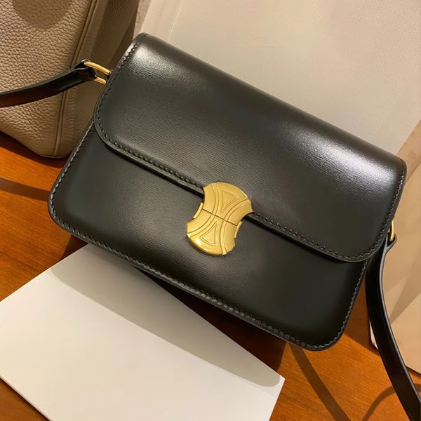 shoulder designer bag 2023 womens genuine leather the tote bag teen triomphe crossbody celins wallet mens clutch bags luxury valise underarm
shoulder designer bag 2023 womens genuine leather the tote bag teen triomphe crossbody celins wallet mens clutch bags luxury valise underarm