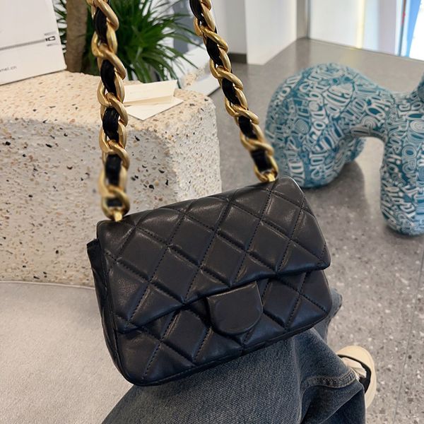 22ss womens underarm package bags classic mini flap quilted purse thick chain shoulder hnadbags lambskin genuine leather diamond lattice tot
22ss womens underarm package bags classic mini flap quilted purse thick chain shoulder hnadbags lambskin genuine leather diamond lattice tot
