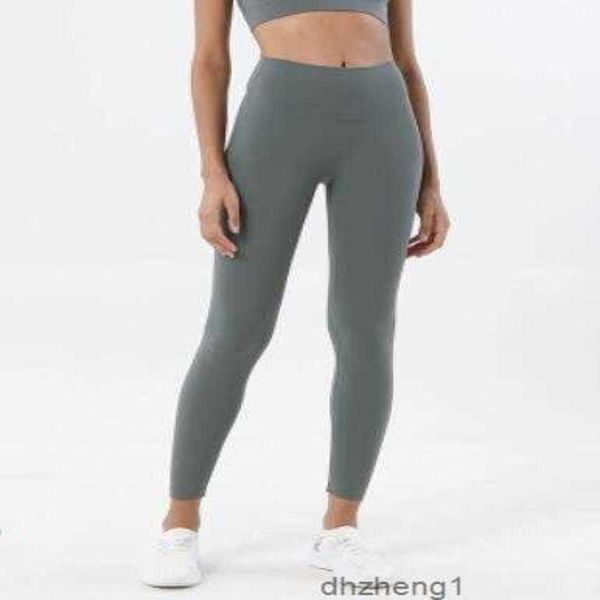 women's & capris yoga pants legging running fitness gym clothes women leggins seamless workout leggings nude high waist tights exercise, Black;white
women's & capris yoga pants legging running fitness gym clothes women leggins seamless workout leggings nude high waist tights exercise, Black;white