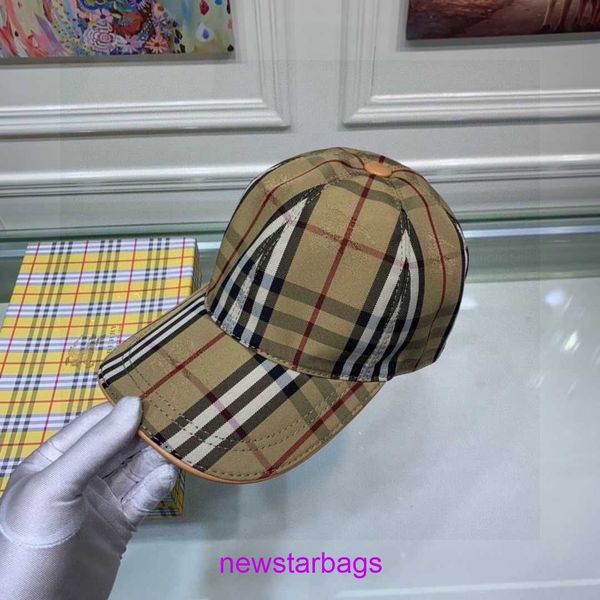 brand designer burbberys hat online store net red baseball cap for men women in autumn fashion duck tongue hat korean version sun visor coup, Blue;gray
brand designer burbberys hat online store net red baseball cap for men women in autumn fashion duck tongue hat korean version sun visor coup, Blue;gray