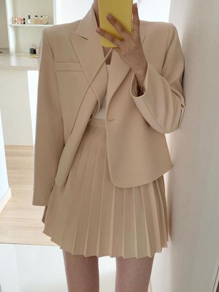 pants women's spring summer korean chic blazer suit long sleeve cropped jacket+mini pleated skirt 2 piece set female fashion outfits, White
pants women's spring summer korean chic blazer suit long sleeve cropped jacket+mini pleated skirt 2 piece set female fashion outfits, White