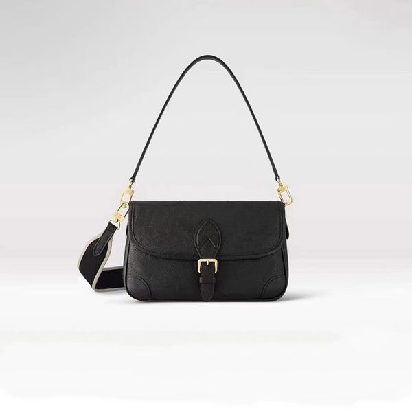 designer leather baguette bag women's shoulder bag handbag luxury cross-body bag stylish detachable leather shoulder strap tote
designer leather baguette bag women's shoulder bag handbag luxury cross-body bag stylish detachable leather shoulder strap tote