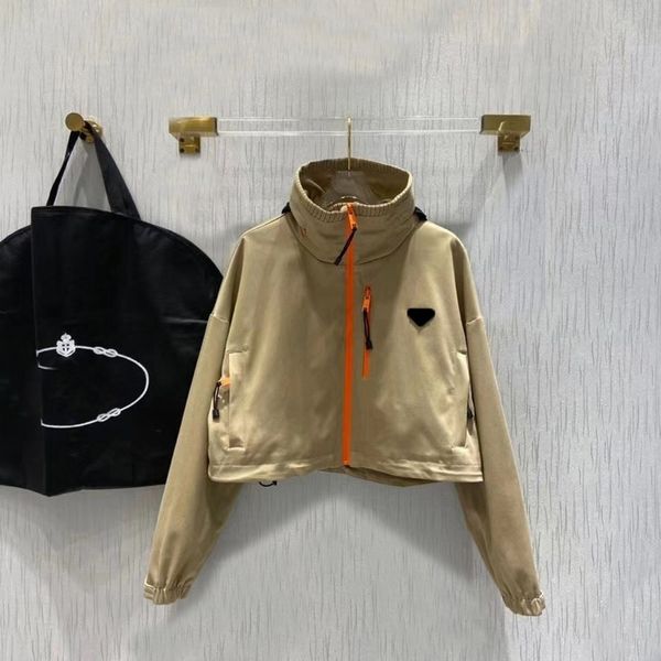 womens designer windbreaker hooded jackets triangle logo fashion long sleeve windbreaker jacket c1991 luxury designer woman jacket, Black;brown
womens designer windbreaker hooded jackets triangle logo fashion long sleeve windbreaker jacket c1991 luxury designer woman jacket, Black;brown