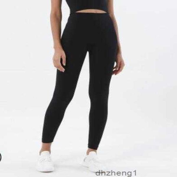 women's & capris yoga pants legging running fitness gym clothes women leggins seamless workout leggings nude high waist tights exercise, Black;white
women's & capris yoga pants legging running fitness gym clothes women leggins seamless workout leggings nude high waist tights exercise, Black;white