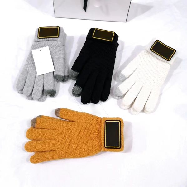 Unisex Wool Gloves Designer Gloves Five Fingers Warm Winter Gloves for Men Women Solid Color Autumn and Winter Fleece Outdoor Wool Gloves 4 Colors
Unisex Wool Gloves Designer Gloves Five Fingers Warm Winter Gloves for Men Women Solid Color Autumn and Winter Fleece Outdoor Wool Gloves 4 Colors
