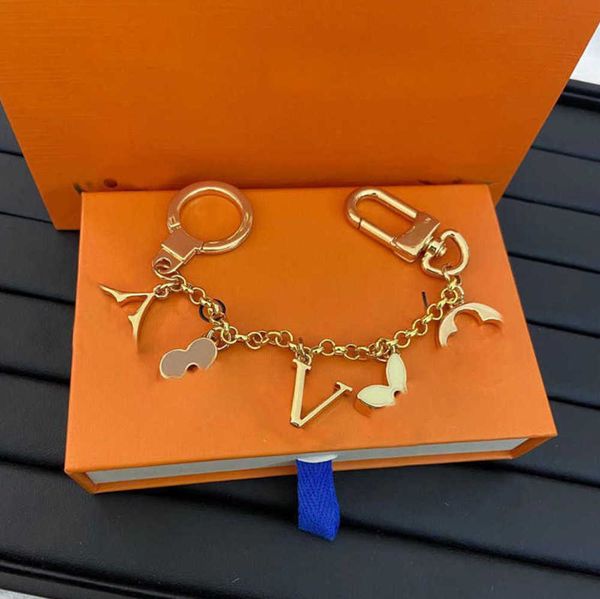 keychains lanyards designer keychain luxury brand key chain for men car keyring women buckle bags pendant exquisite gift with box motion cur, Silver
keychains lanyards designer keychain luxury brand key chain for men car keyring women buckle bags pendant exquisite gift with box motion cur, Silver