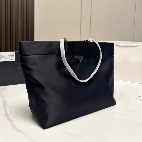 designer nylon bag luxury designer tote for men women solid color shoulder bag crossbody foldable reusable handbag handbags
designer nylon bag luxury designer tote for men women solid color shoulder bag crossbody foldable reusable handbag handbags