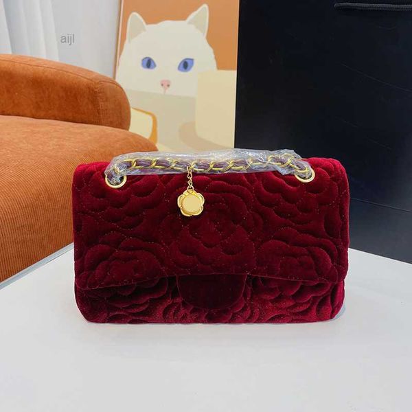 cc bags luxury brand shoulder womens velvet camellia classic double flap gold metal matelasse chain pochette velour purse
cc bags luxury brand shoulder womens velvet camellia classic double flap gold metal matelasse chain pochette velour purse