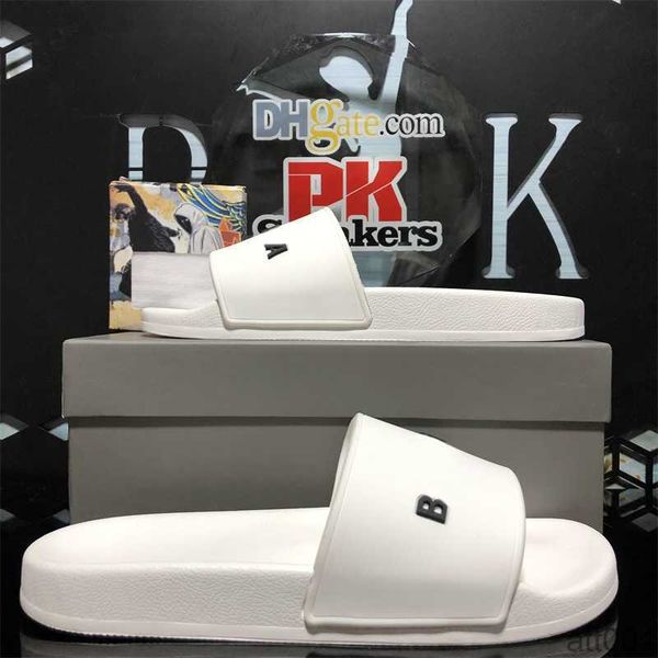 mens pantoufle designer rubber slipper womans fashion summer beach outdoor pool slide sandals tripler white soft flat slippers nonslip massa, Black
mens pantoufle designer rubber slipper womans fashion summer beach outdoor pool slide sandals tripler white soft flat slippers nonslip massa, Black