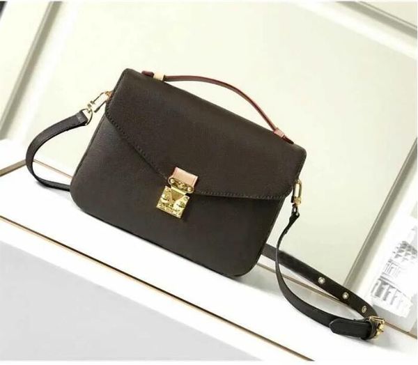 2023elling fashion luxury designers flower bag women handbag messenger elegant womens shoulder crossbody bags
2023elling fashion luxury designers flower bag women handbag messenger elegant womens shoulder crossbody bags