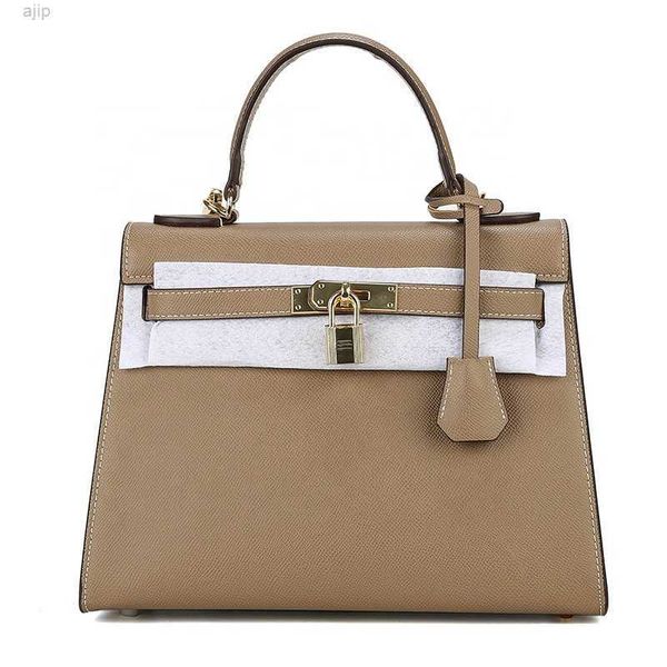 2022 summer new famous women's designer fashion pu leather women handbags luxury brand bag female shoulder
2022 summer new famous women's designer fashion pu leather women handbags luxury brand bag female shoulder