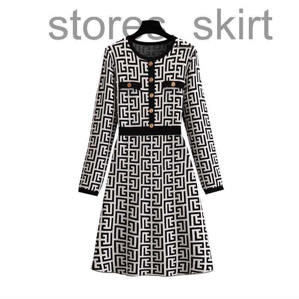 two piece dress designerluxury women dresses casual dress double jacquard embroidery knitted sweaters o-neck suit long sleeve new3, White
two piece dress designerluxury women dresses casual dress double jacquard embroidery knitted sweaters o-neck suit long sleeve new3, White