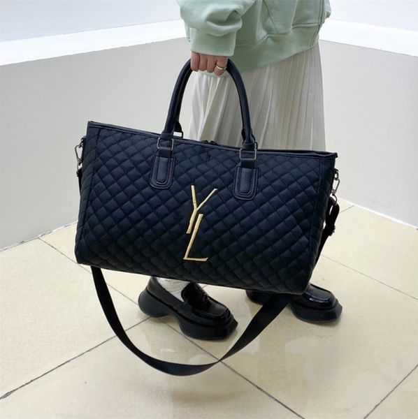 fashion duffel bags luxury men luggage gentleman commerce travel bags nylon handbags large capacity holdall carry on luggages
fashion duffel bags luxury men luggage gentleman commerce travel bags nylon handbags large capacity holdall carry on luggages