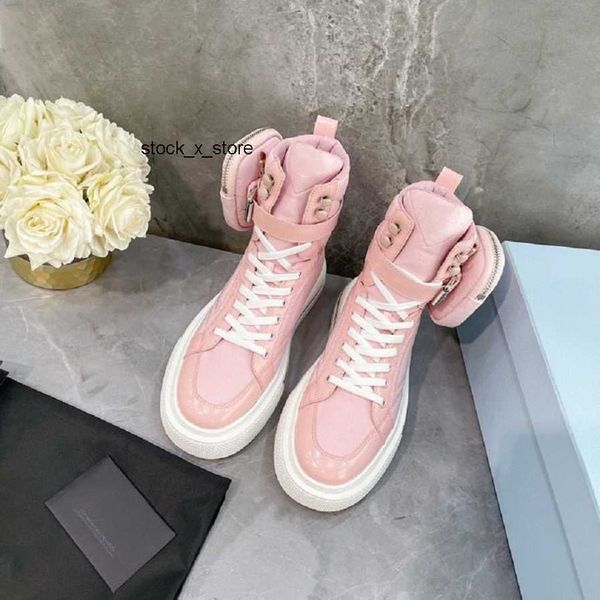 fashion designer shoes real leather luxury handmade multicolor gradient technical sneakers men women genuine leather famous shoe trainers by, Black
fashion designer shoes real leather luxury handmade multicolor gradient technical sneakers men women genuine leather famous shoe trainers by, Black
